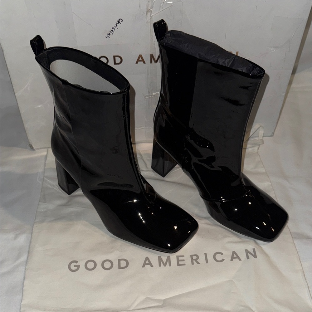 Good American Patent Leather Block Heel Booties - Picture 5 of 12